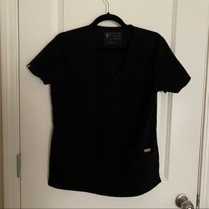 Casma Three-Pocket Scrub Top